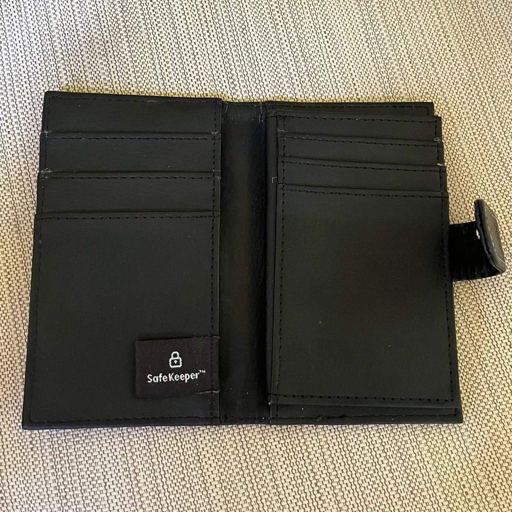 Safe Keeper Black Leather Wallet Card Holder ID Slot Snap Closure Holds 10 Cards